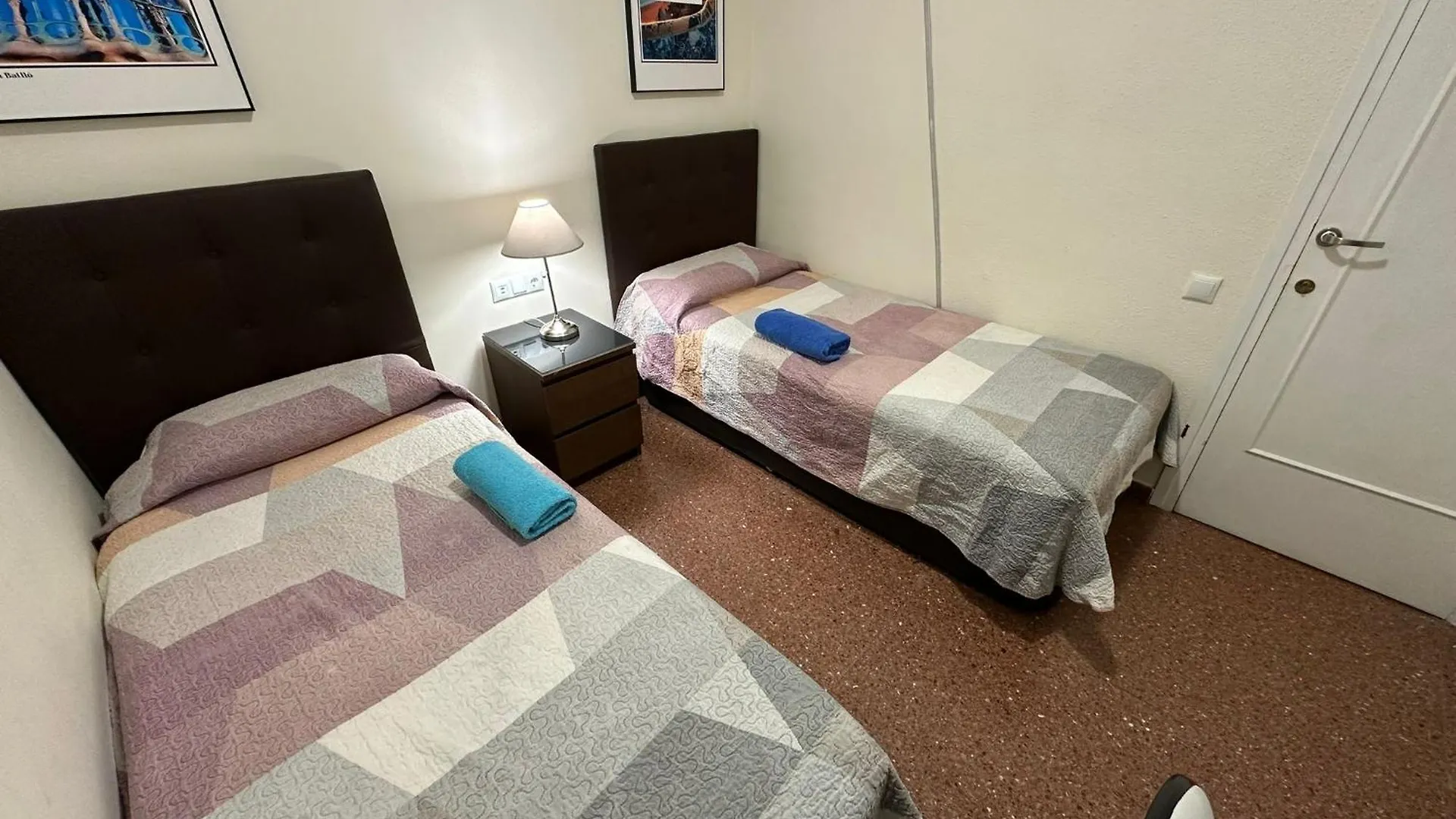 Habitaciones Viladomat Barcelona Bed & Breakfast
