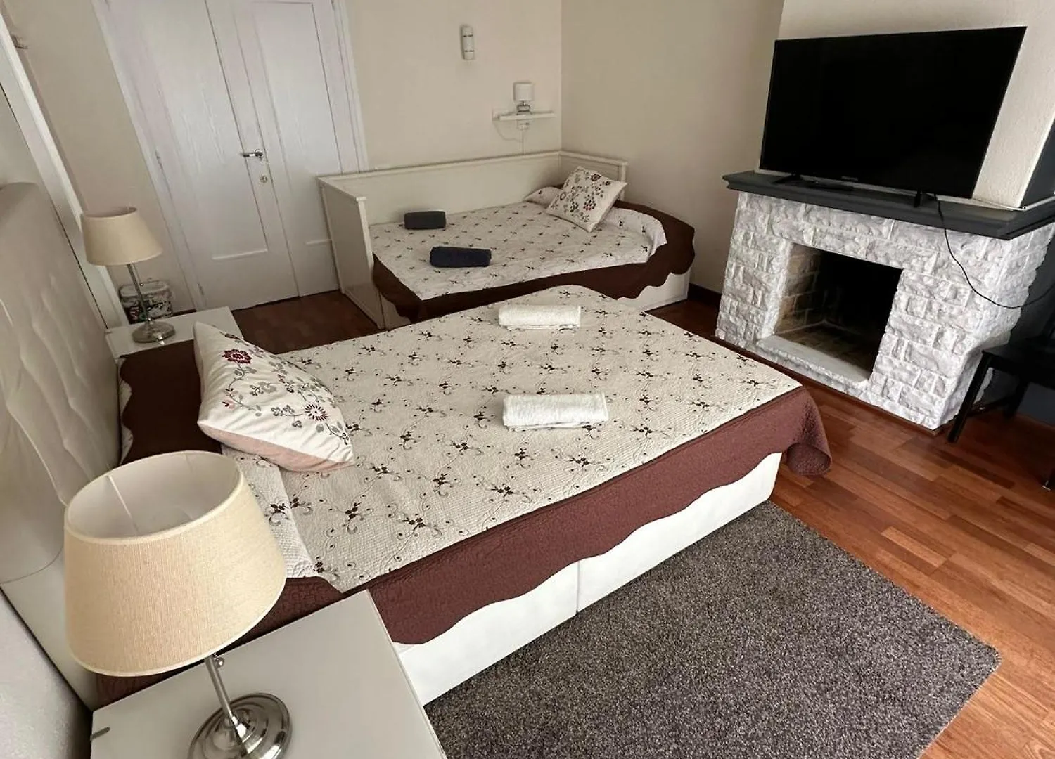 Bed & Breakfast Habitaciones Viladomat Barcelona